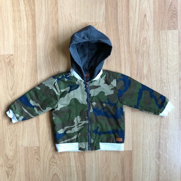 EUC 7 For All Mankind Baby Boy Set-Camo Jacket, Gray Shirt and Khaki Pants - Picture 3 of 13